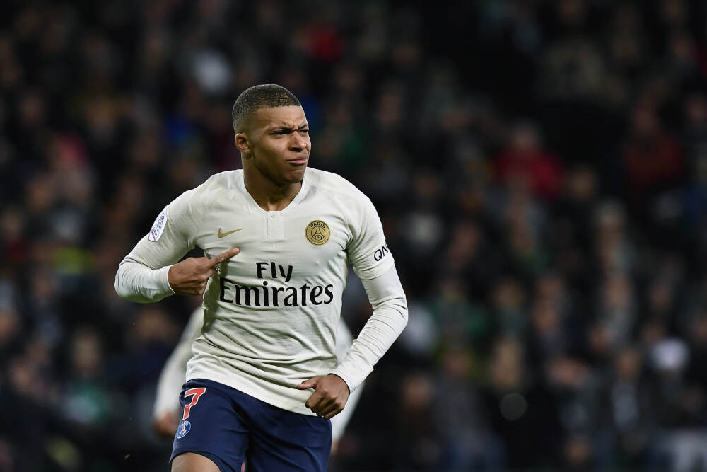 罗德里：诺丁汉森林主场总是很难对付 我们正在追逐冠军